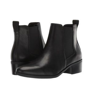 STEVE MADDEN DOVER CHELSEA BOOT